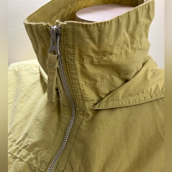 Columbia Green Utility Jacket with Hood and Adjustable Hem - Picture 8 of 16